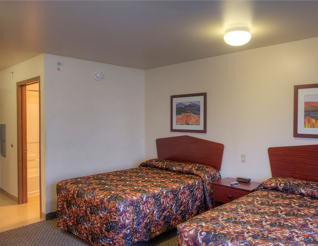 Woodspring Suites トピカ 部屋 写真