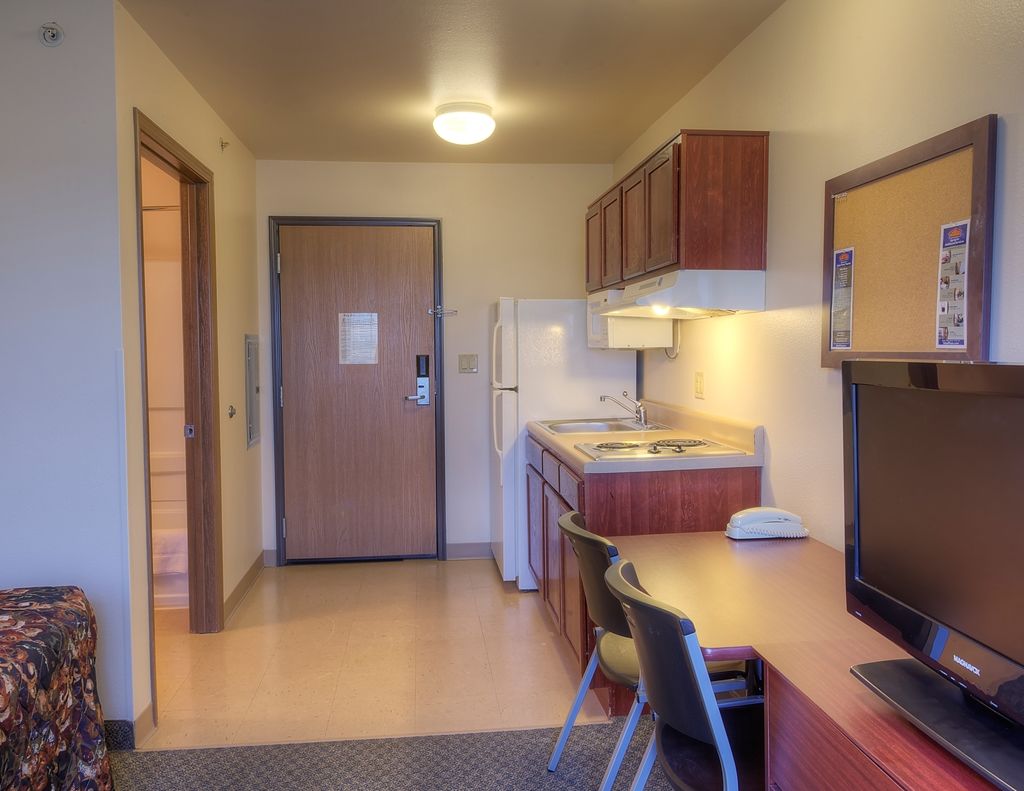 Woodspring Suites トピカ 部屋 写真