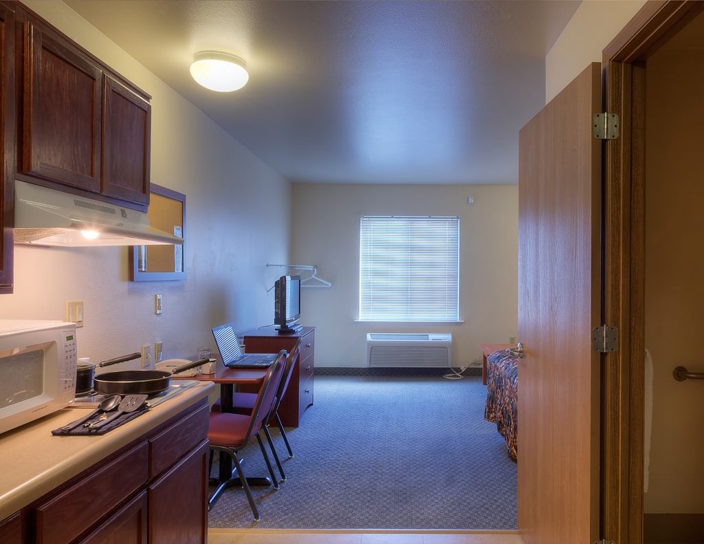 Woodspring Suites トピカ 部屋 写真