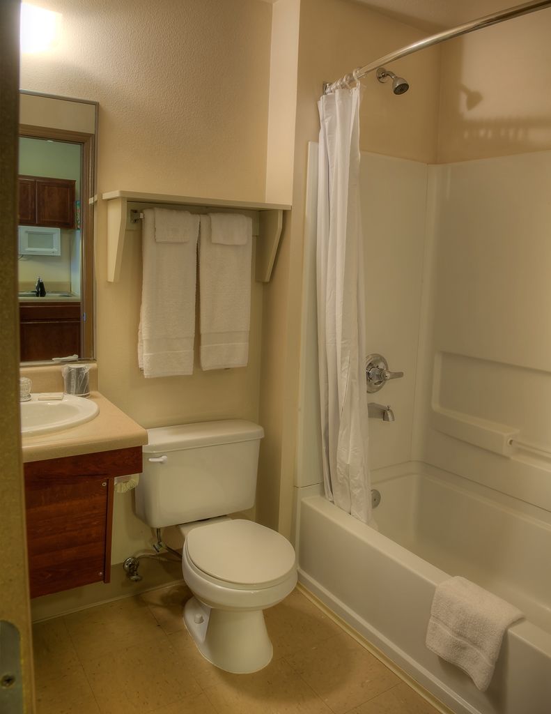 Woodspring Suites トピカ 部屋 写真