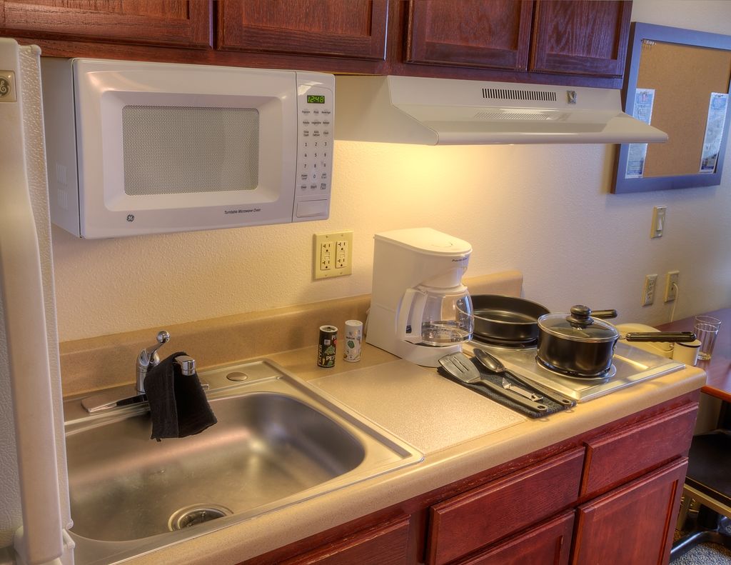 Woodspring Suites トピカ 部屋 写真