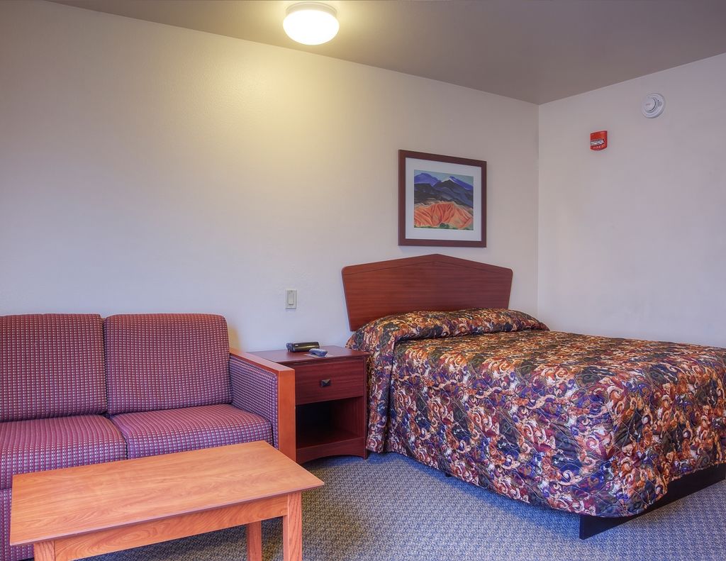 Woodspring Suites トピカ 部屋 写真