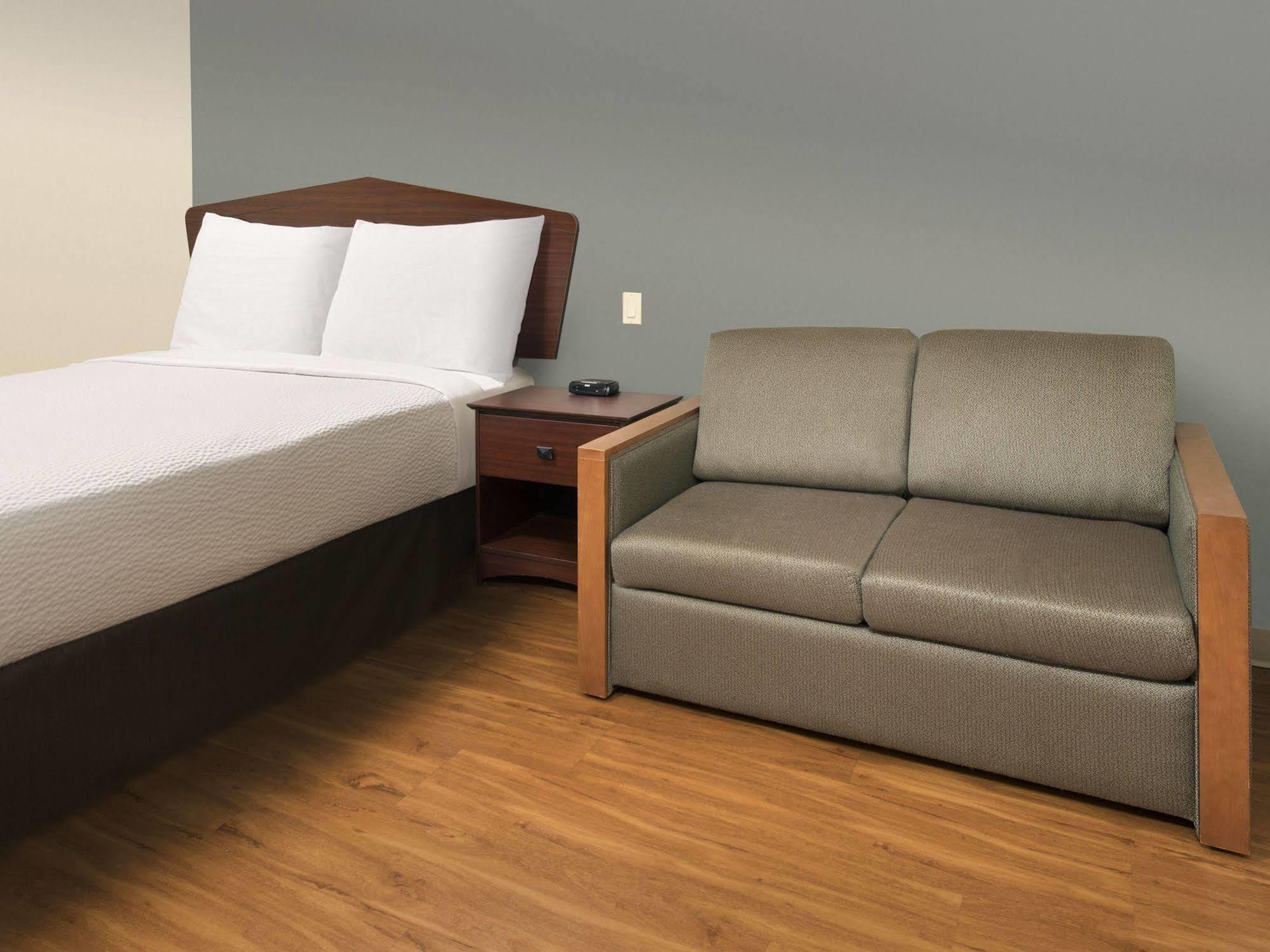 Woodspring Suites トピカ エクステリア 写真